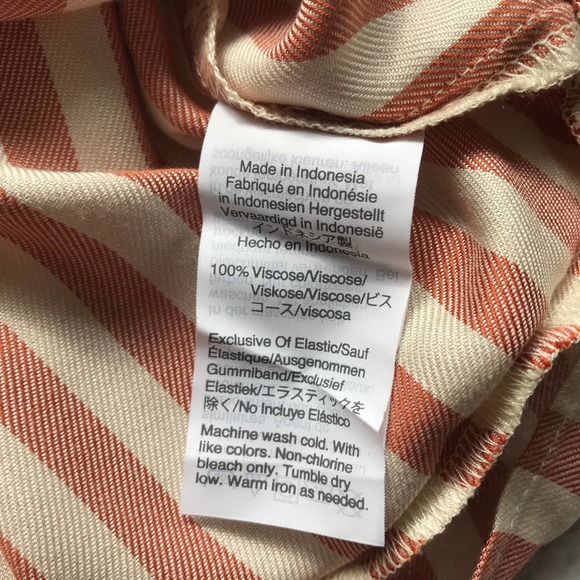 Madewell Courtyard Ruffle Hem Striped Top - Picture 10 of 10